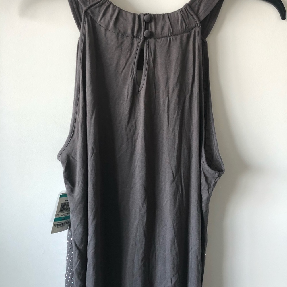 Inc. Grey and Silver Keyhole Tank - Picture 2 of 2